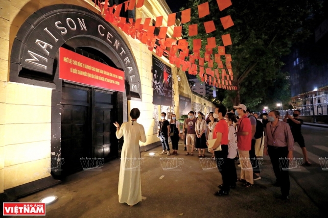 Vietnam Tour – Highlights of Hanoi | Half-Day Afternoon SIC Tour