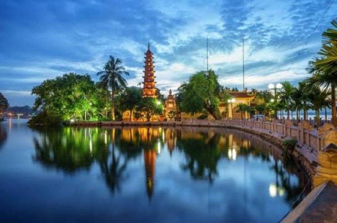 Vietnam Tour – Highlights of Hanoi | Half-Day Afternoon SIC Tour