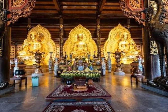 Vietnam Tour – Highlights of Ninh Binh | Bai Dinh – Trang An – Mua Cave Full-Day SIC Tour